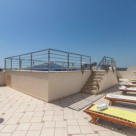 Apartaments Bt Vent De Garbi Empuriabrava Exteriör bild