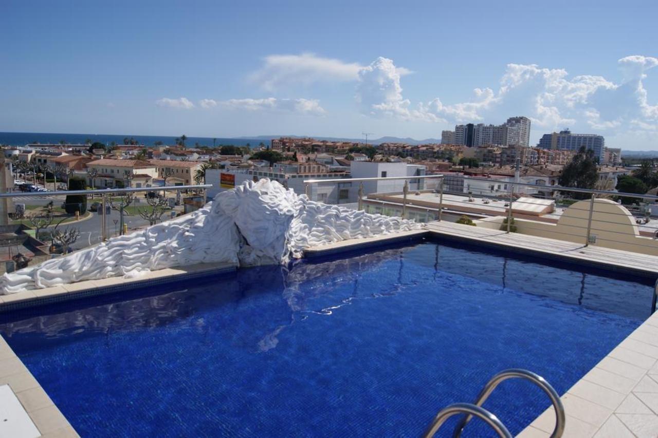 Apartaments Bt Vent De Garbi Empuriabrava Exteriör bild