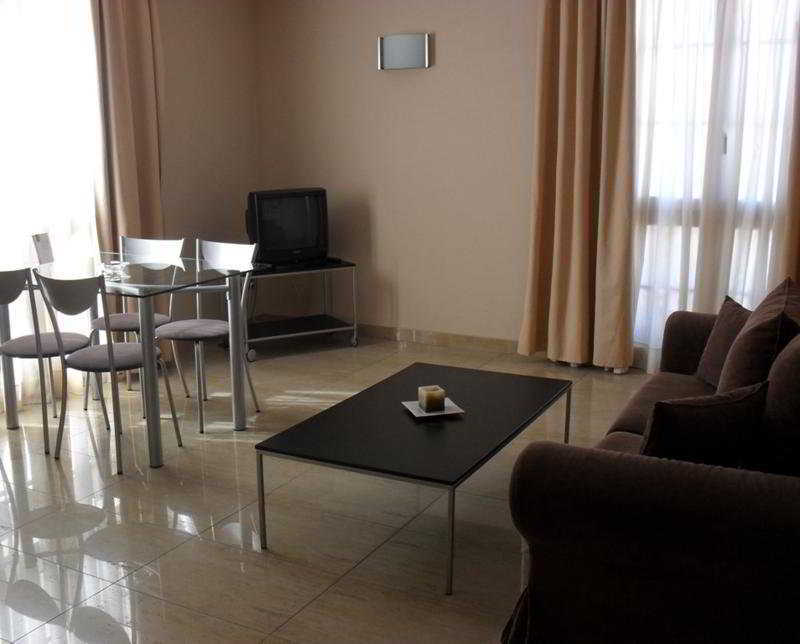 Apartaments Bt Vent De Garbi Empuriabrava Exteriör bild