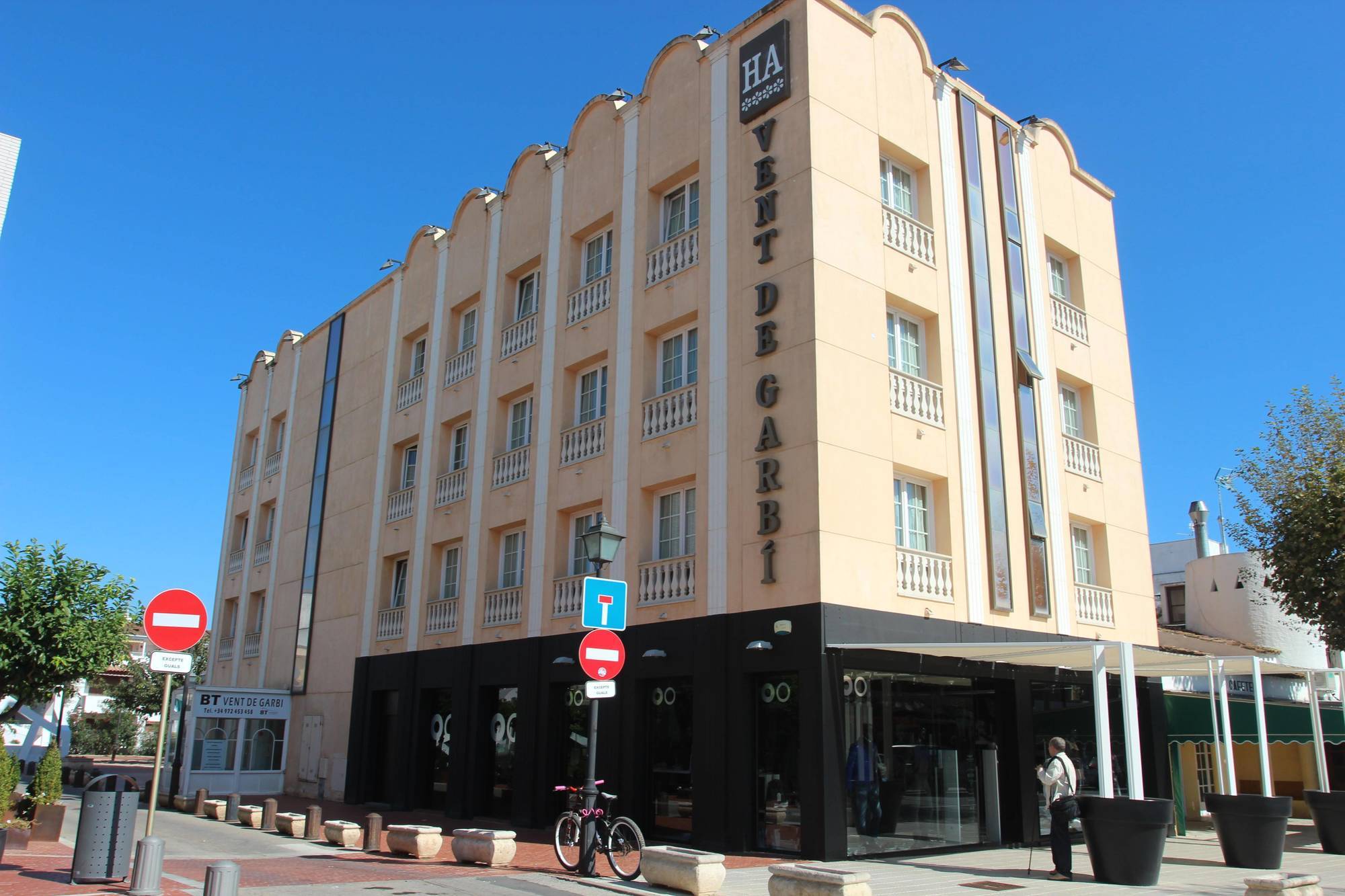 Apartaments Bt Vent De Garbi Empuriabrava Exteriör bild