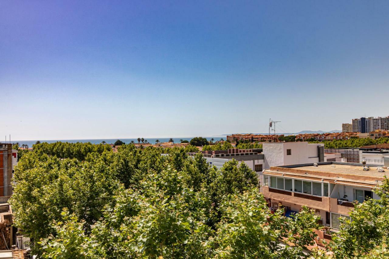 Apartaments Bt Vent De Garbi Empuriabrava Exteriör bild